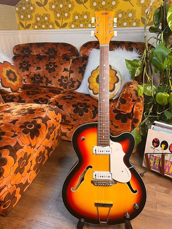 Vox Typhoon 1966-1967 - Sunburst | Reverb