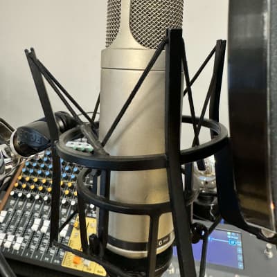 K2, Valve Condenser Microphone