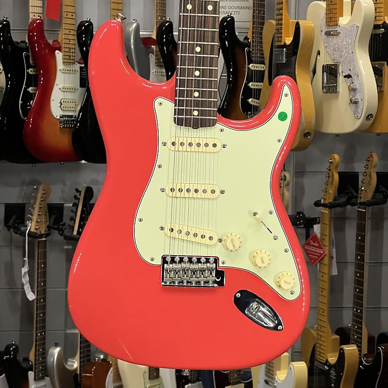 Fender Classic Series Stratocaster フェンダー Fender Classic '60s Lacquer Stratocaster 2018 | Reverb