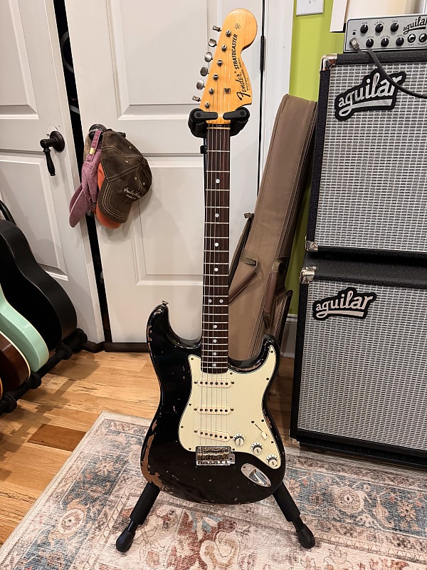 Fender Fender Custom Shop Michael Landau Signature 1968 Stratocaster Relic Electric Guitar Black 2022 - Black image 1