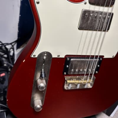 LSL Instruments  T Bone One B  2019 - Candy Apple Red - Left Handed image 3