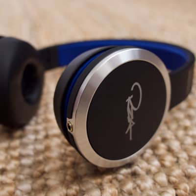 WESC ‘Chambers by RZA’ headphones, mint and free UK shipping image 2