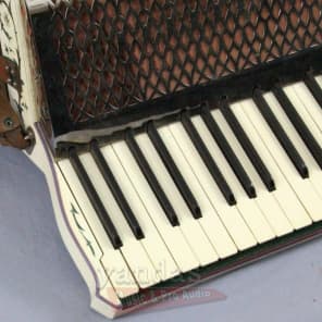 Hohner 34 key Accordion with Case image 6