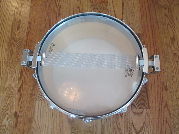 DISC Pearl FM1465C Free Floating Maple Snare, Natural 14 x 6.5