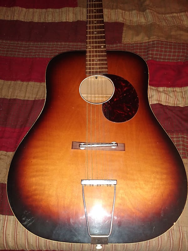 Egmond 12 on sale string guitar