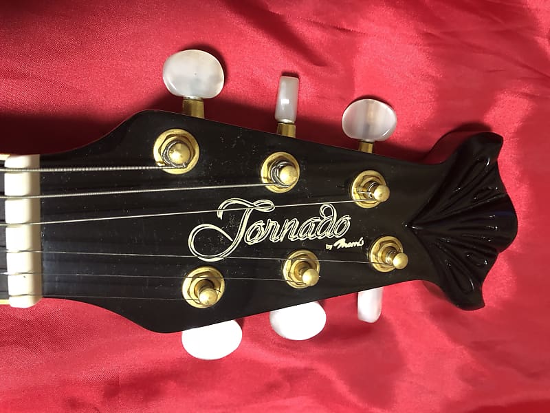 Morris TORNADO BY MORRIS Z II Electric Acoustic Guitar with Morris TORNADO BY MORRIS Z II Electric Acoustic Guitar with