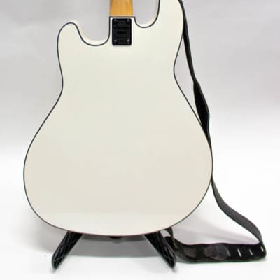 Kramer Ferrington Acoustic-Electric Bass Guitar with Case - White image 4