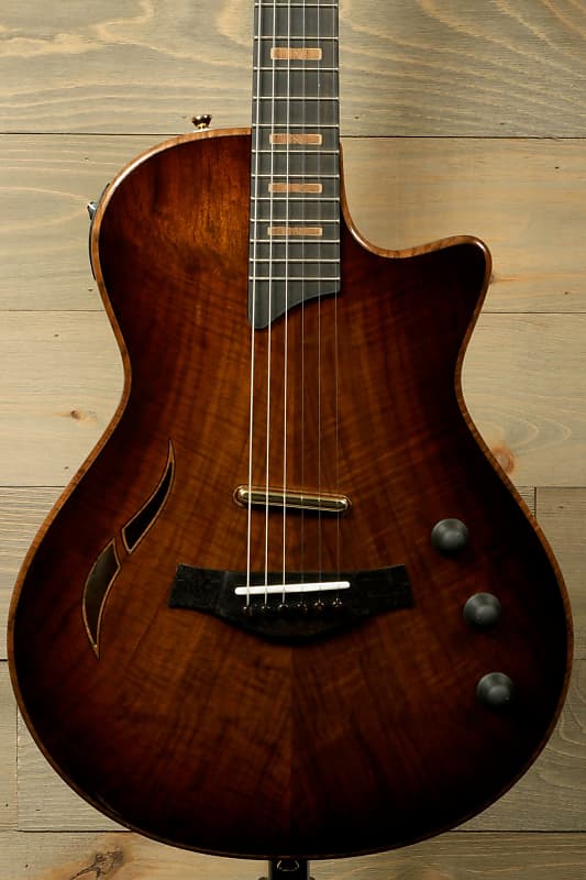 Taylor T5z Custom Walnut Top Armrest Custom #24 | Reverb UK