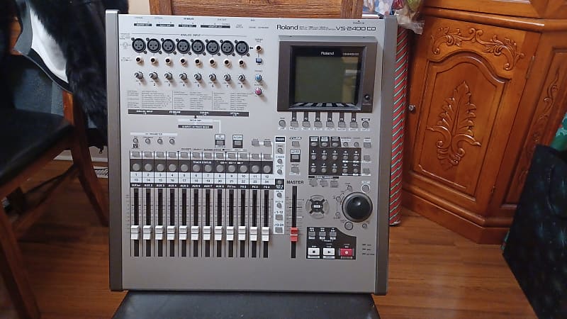 Roland VS 2400CD 2003-2005