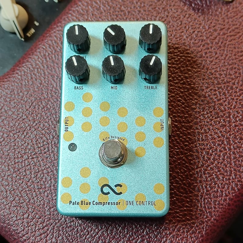 One Control Pale Blue Compressor