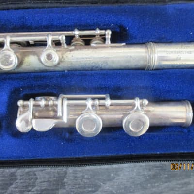 Gemeinhardt M2  Straght-Headjoint Flute with Offset G . Made in USA image 3