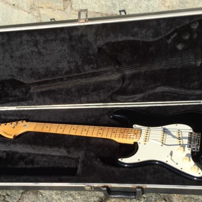 Fender Stratocaster Lefty 1982 Black Dan Smith Fullerton period image 12