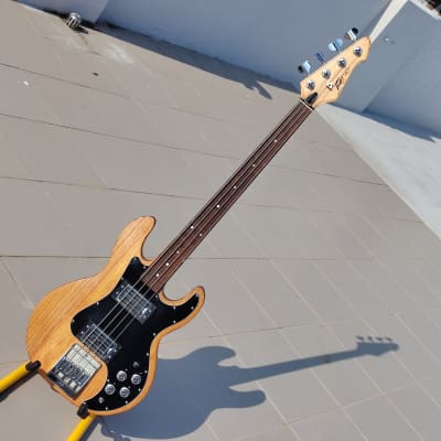Peavey T-40 with Rosewood Fretboard modified fretless Natural ash body  humbucker for sale