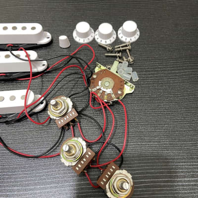 PRS Paul Reed Smith SE Silver Sky Pickups wiring | Reverb Australia