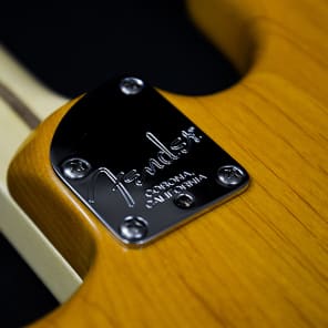 MINT! Fender American Deluxe Stratocaster Amber & Fender Case image 18