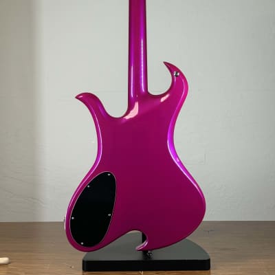 B.C. Rich Custom Shop Wave Bass 2024 - Ultraviolet image 3