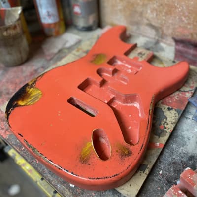 中古入荷】Fender Custom Shop / LTD 62/63 Stratocaster Journeyman Relic / Aged  Fiesta Red | Green Guitars guitar shop.Fukui
