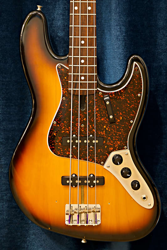 Fender American Vintage '62 Jazz Bass 1985 - 2012 | Reverb