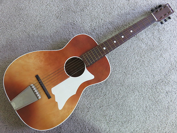 Vintage 1960s Airline Acoustic Parlor Guitar Made in USA Box Sunburst Brown Near Mint