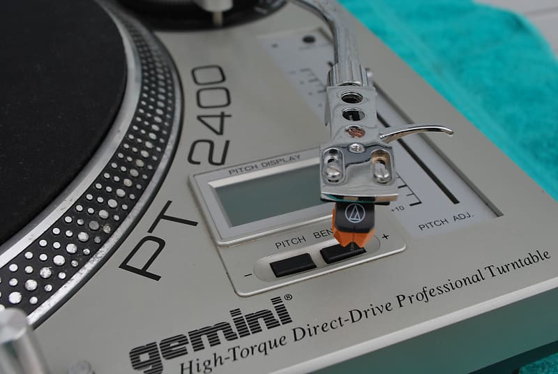GEMINI PT-2400 TURNTABLE CHROME HEADSHELL fully functional