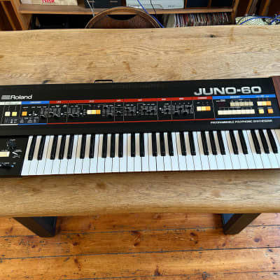 Roland Juno-60 61-Key Polyphonic Synthesizer 1982 - 1984 - Black