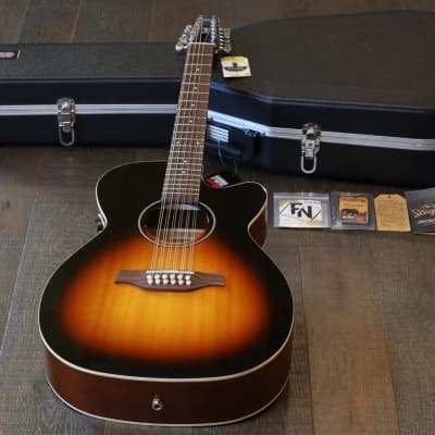 MINTY! Seagull S12 CH CW Spruce Sunburst GT QIT 12-String Acoustic/ Electric Guitar + Case for sale