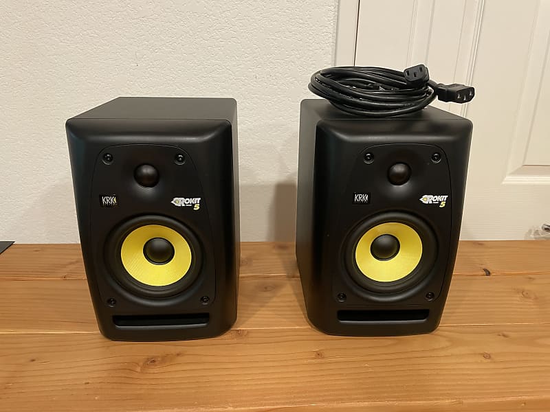 KRK Rokit 5 のRPG2です。 2本セット KRK Rokit 5 RPG2 Powered Studio Monitor Speakers - Pair in Black