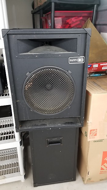 Vintage Sunn 2115 H PA Speaker Late 70s to Mid 80s Black