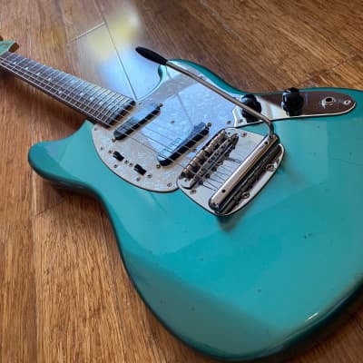 美品 mavis メイビス ムスタング サイクロン オレンジ Fender系