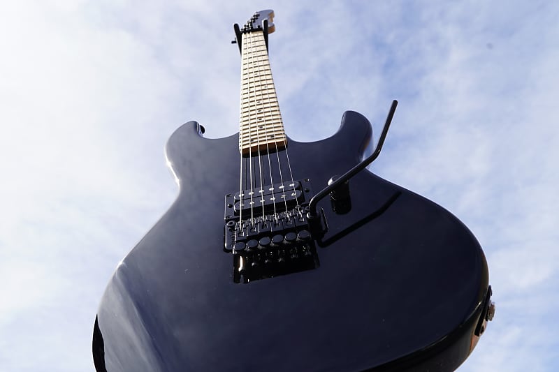 G&L USA Fullerton Deluxe Rampage 24 Jet Black/Maple neck w