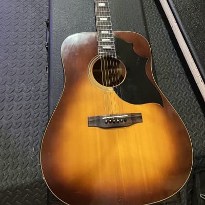 Gibson Southern Jumbo Deluxe SJ 1974- Sunburst image 23