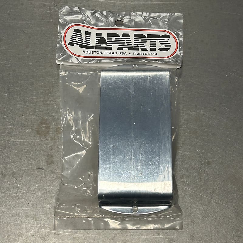 Allparts Overstring Pickup Cover for Precision Bass® Chrome Reverb