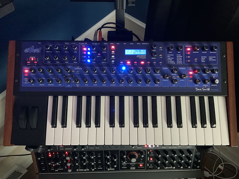 Dave Smith Instruments Mono Evolver 32-Key Monophonic