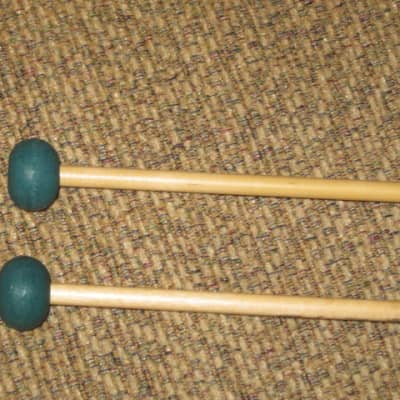 one pair new old stock A+ Mike Balter MB5B (5B) Medium Hard Keyboard Mallets - 1" diameter Oval Dark Green Rubber HEADS and Natural Birch HANDLES (for Marimba, Xylophone) mid to late 1990s (+ packaging) Unwound Series image 18