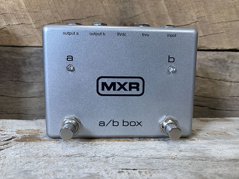 MXR M196 A/B Box image 1