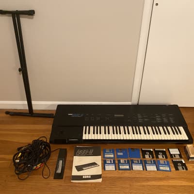 Korg DSS-1 Digital Sampling Synthesizer w/ Extras