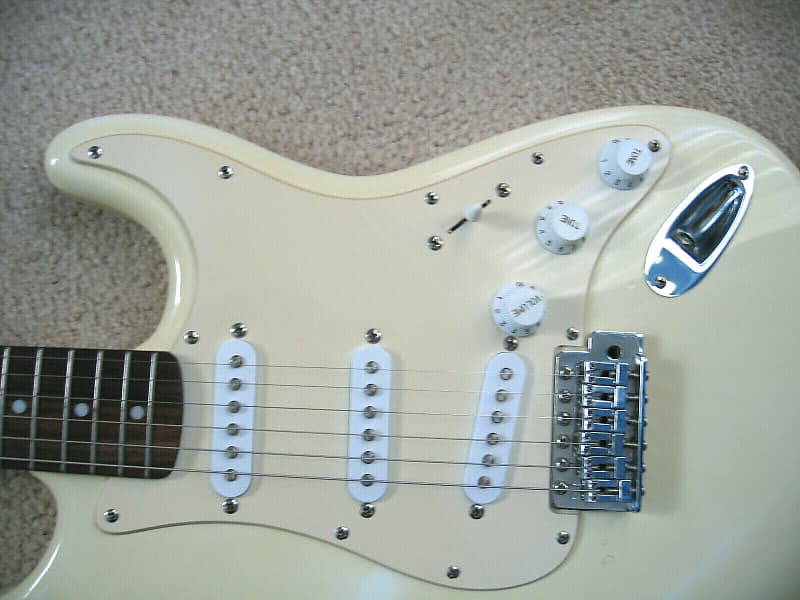 Squier Affinity Strat (Made in Indonesia, 2006)