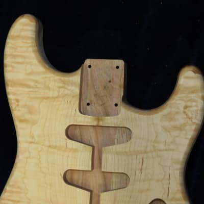 Flamed Maple Top / Aged Cherry Wood Strat body - Standard - 5lbs 15oz #3274 image 3