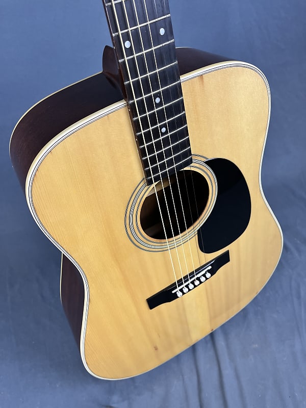 調整済 日本製 MORRIS(モーリス)W-20 アコースティックギター