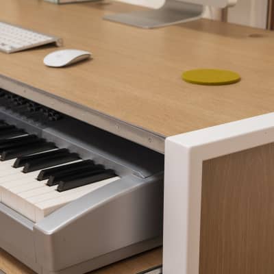 Hybrid Studio Desk -  Oak & White image 3