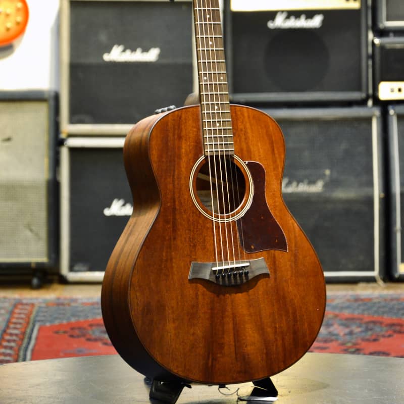 Acoustic Travel Guitars For Sale - Shop New & Used