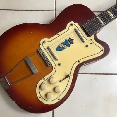 Vintage Silvertone Jimmy Reed Thin Twin Electric Guitar for sale