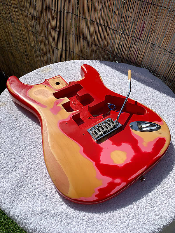 Exclusive 2000 Custom Fender Squier Stratocaster, Modded