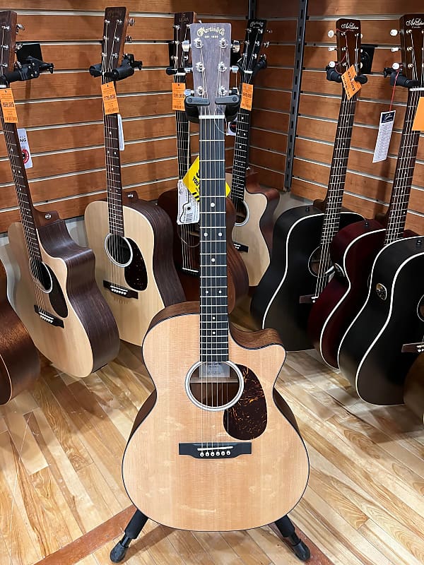 Martin Road Series GPC-11E w/bag image 1