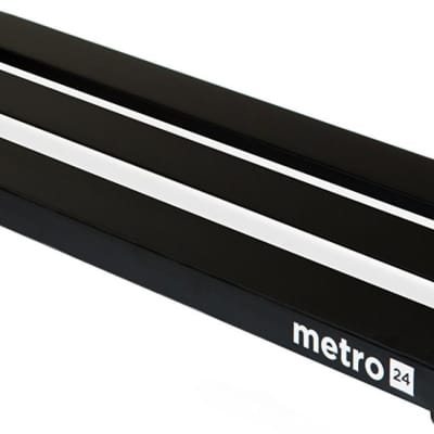 Pedaltrain Metro 24 3-Rail 24" x 8" Pedalboard with Hard Case image 3