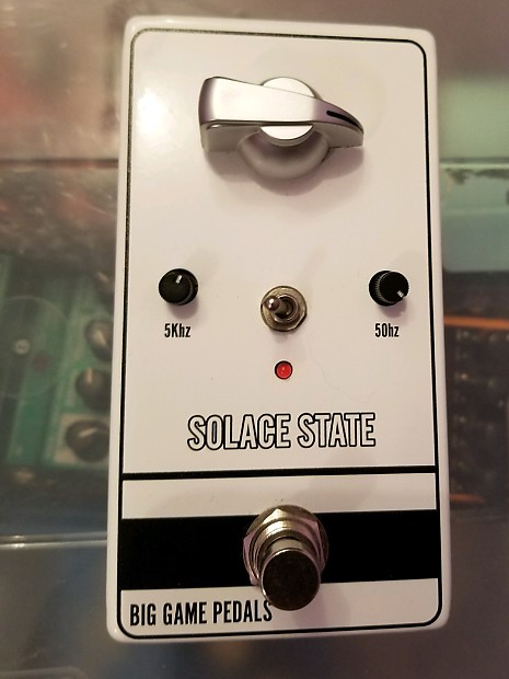 Big Game Solace State F800 Bass Preamp / Distortion image 1