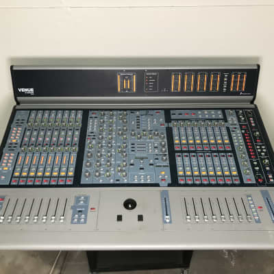 Digidesign Venue D-SHOW Main Mixing Console Surface 9100-31542-01
