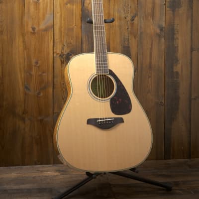 Mint Yamaha FG840 Folk Guitar Natural image 2