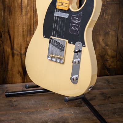 Fender Vintera II '50s Nocaster, Maple Fingerboard - Blackguard Blonde image 4