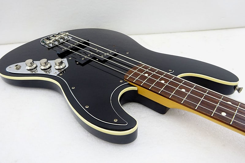 ベース Fender JAPAN Aerodyne JAZZ BASS AJB-66 s-l400.jpg
